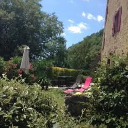 Maison De Charme Avec Piscine Partagee A
