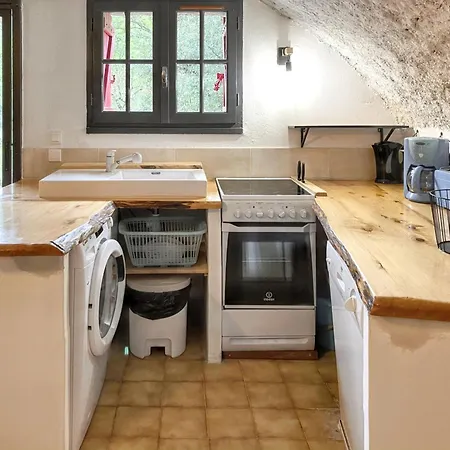 Maison De Charme Avec Piscine Partagee A