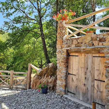 Maison De Charme Avec Piscine Partagee A