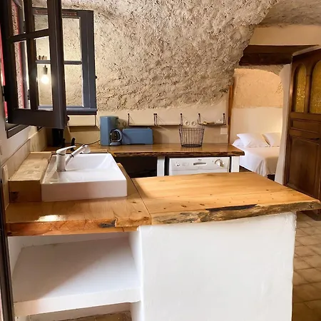 Prázdninový dům Maison De Charme Avec Piscine Partagee A Saint-Julien-de-la-Nef